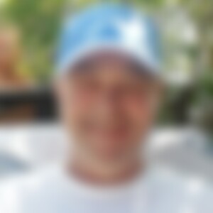 Andrew65 (60) aus Frankfurt