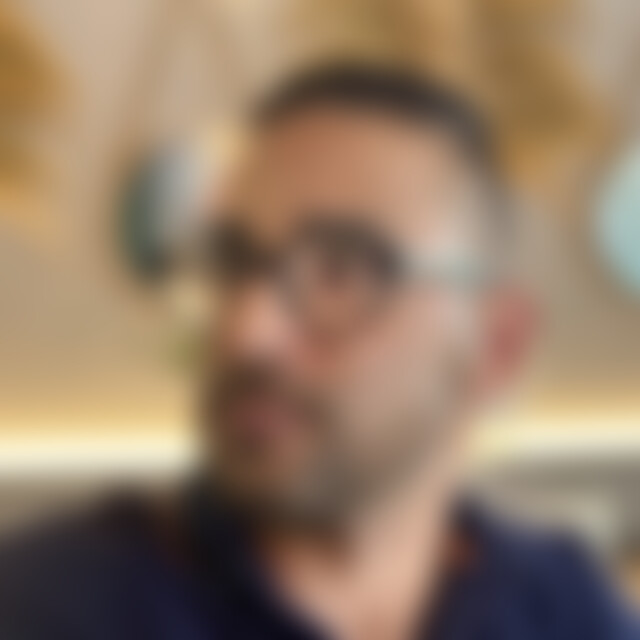 Burak44 (32) aus Aschaffenburg