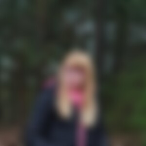 MrsPink (46) aus Hütte