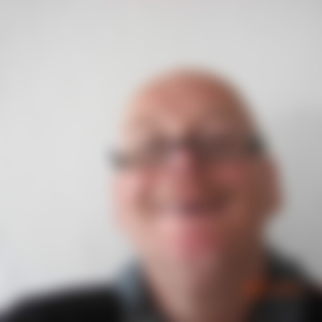 Diundichgleichwir (69) aus Bielefeld