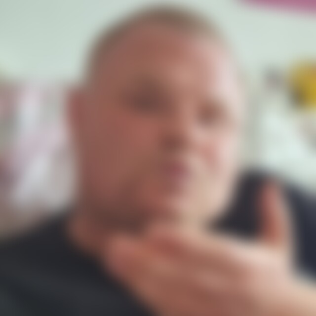 Marcel2323 (32) aus Schmalkalden