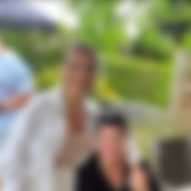 Mina (57) aus Neubiberg