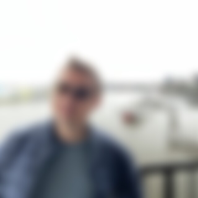 Stefan1993 (32) aus Duisburg