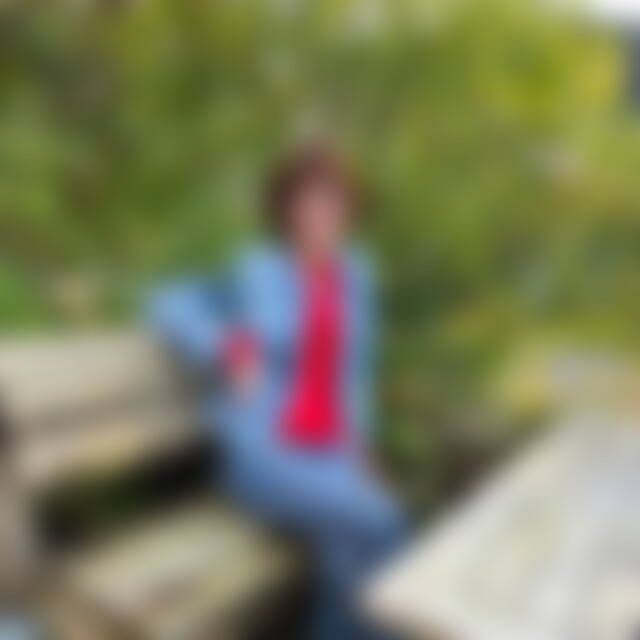 Yuna (56) aus Buchholz