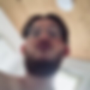 Denisovich (35) aus Hamburg