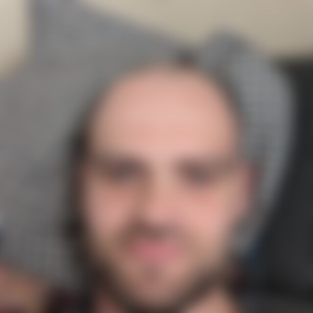 Chrissi90 (35) aus Berlin