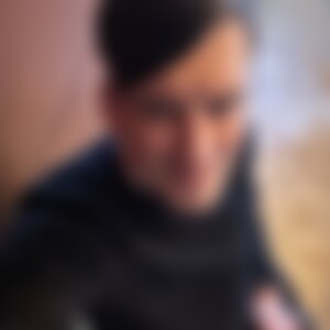 Sitzriese (54) aus Düsseldorf