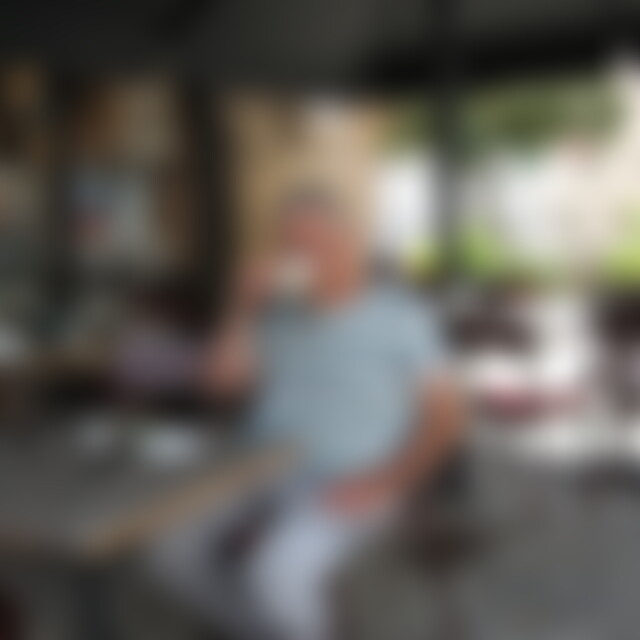 Schasu (60) aus Reutlingen