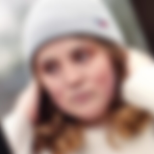 berna (24) aus München