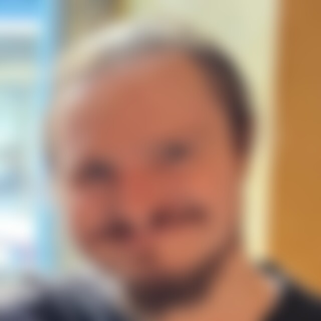 Morky (30) aus München