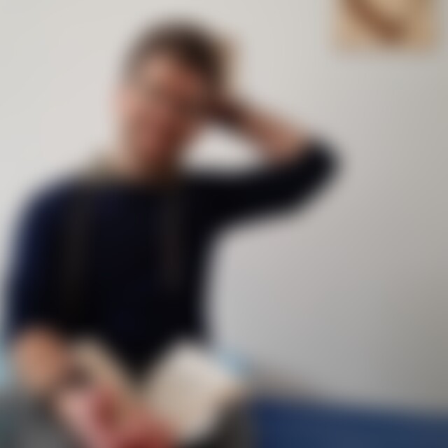 Kleinkomet (25) aus Ludwigsburg