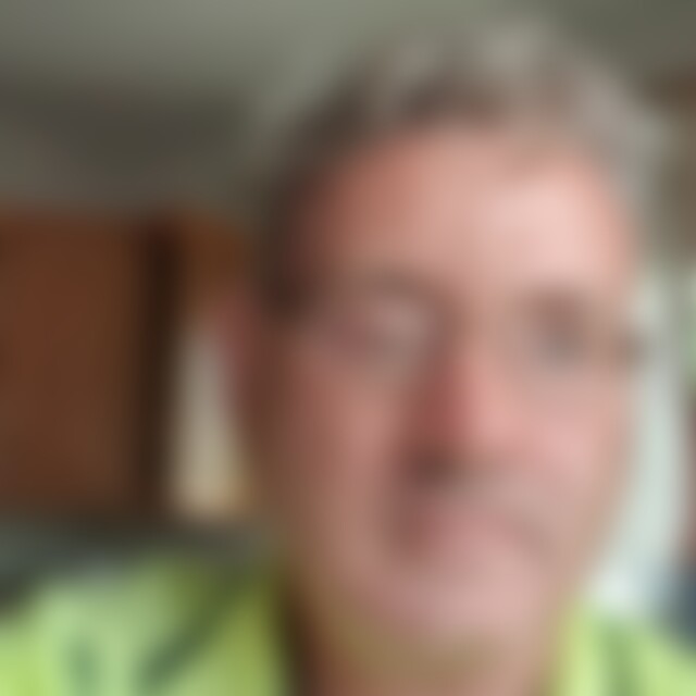 Lifni (51) aus Neustadt in Sachsen