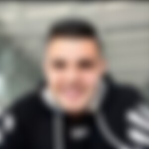 dercuteeboyy02 (22) aus Potsdam