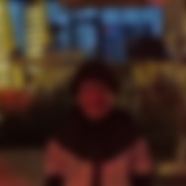 Annie (58) aus C