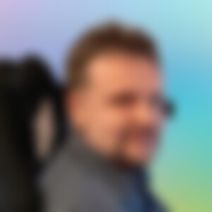 Daministrator (41) aus Leverkusen