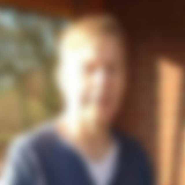 you (70) aus Nähe BHV