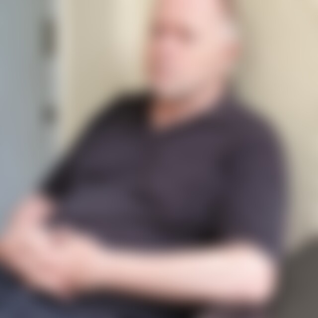 eamesottomane (71) aus Chemnitz