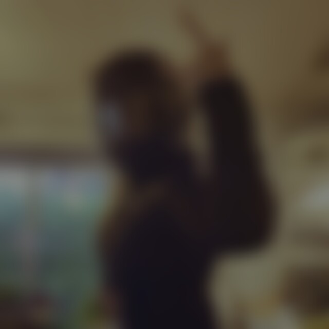 Neloush (20) aus Neumünster