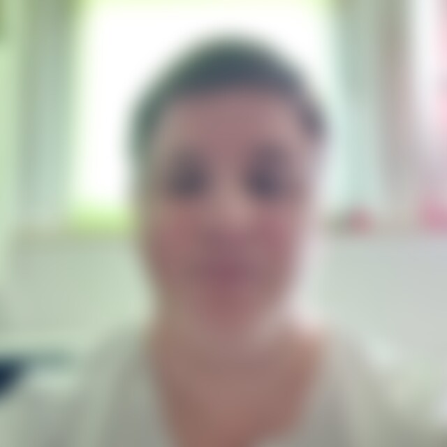 jeannie2 (42) aus Hattingen Ortsteil Niederwenigern