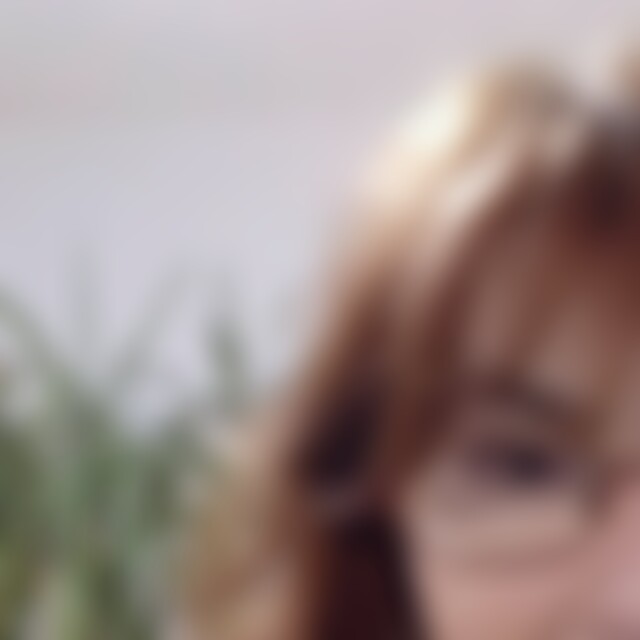 MonikaM (70) aus Wien