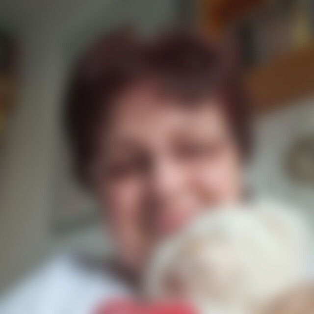 Bella12 (64) aus Berlin