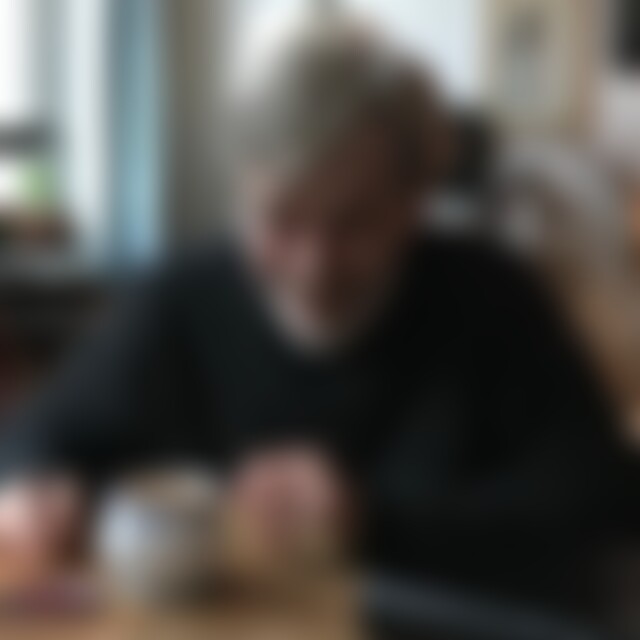 zwei (59) aus Holzminden