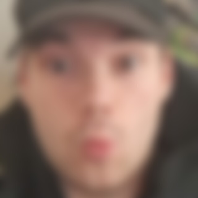 claudiobaecker (20) aus Erding