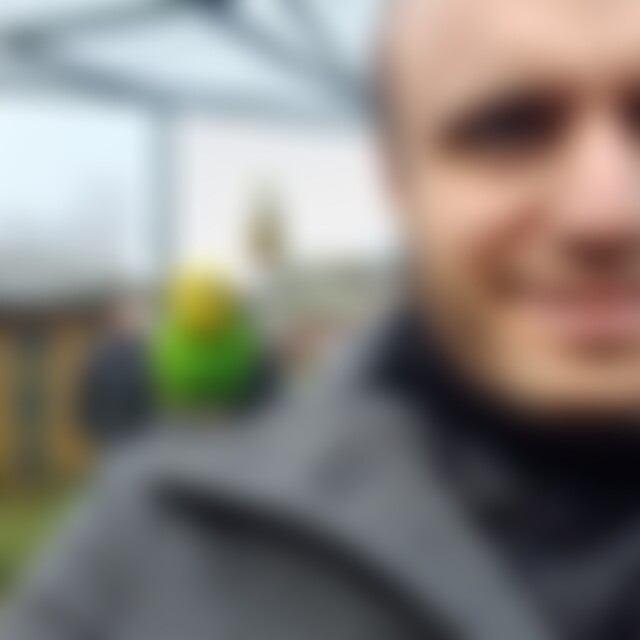 PixelCoder (34) aus Schondorf am Ammersee