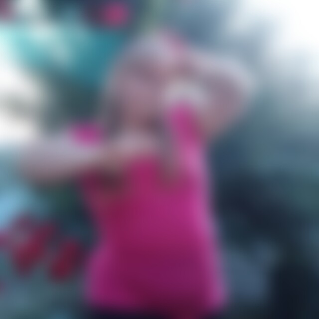 SofiaDownie (19) aus Köln