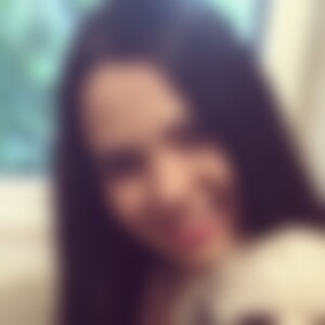 Mia90 (34) aus Duisburg