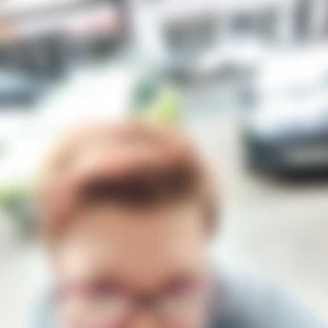 Maauussii (30) aus Essen