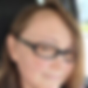 Labubu (45) aus Herne