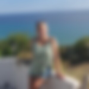 anni67 (59) aus Duisburg