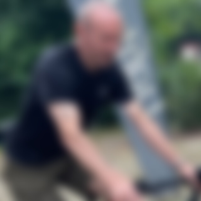 Ngeroge (66) aus Krefeld