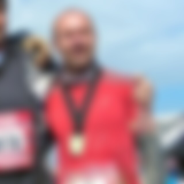 Ngeroge (66) aus Krefeld