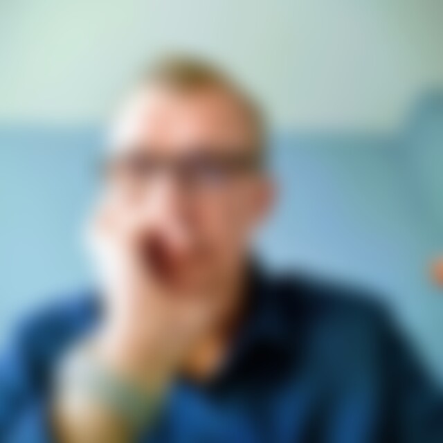 YouOnlyLiveOnce (48) aus Offenbach am Main