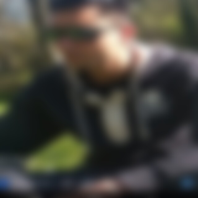 Alireza123 (34) aus Bochum