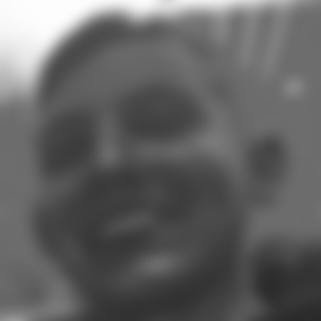 Julian66 (21) aus Dortmund