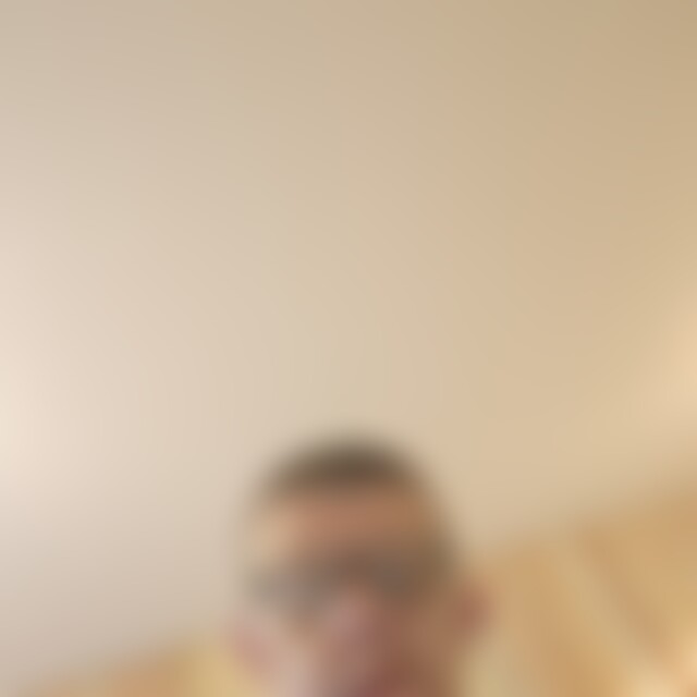 Stich (41) aus Cottbus