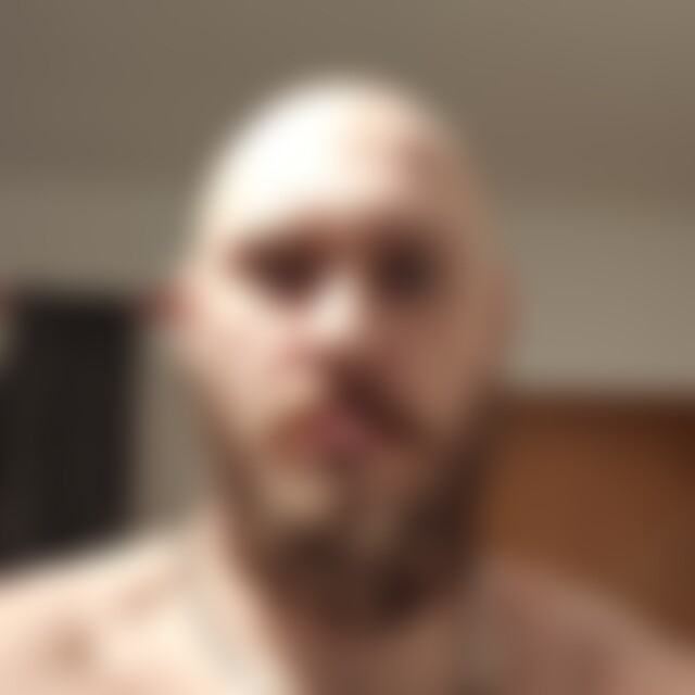 viktor321 (26) aus Aub