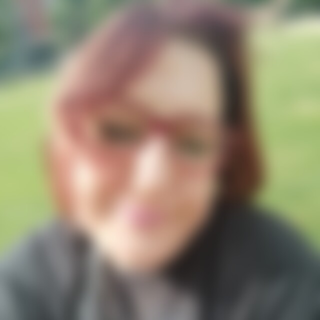 Kati91 (35) aus Höchst