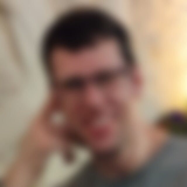 Roby1985 (41) aus Berlin