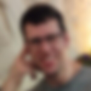 Roby1985 (41) aus Berlin