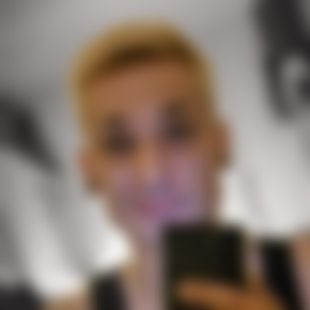 MickyBull (38) aus Düsseldorf