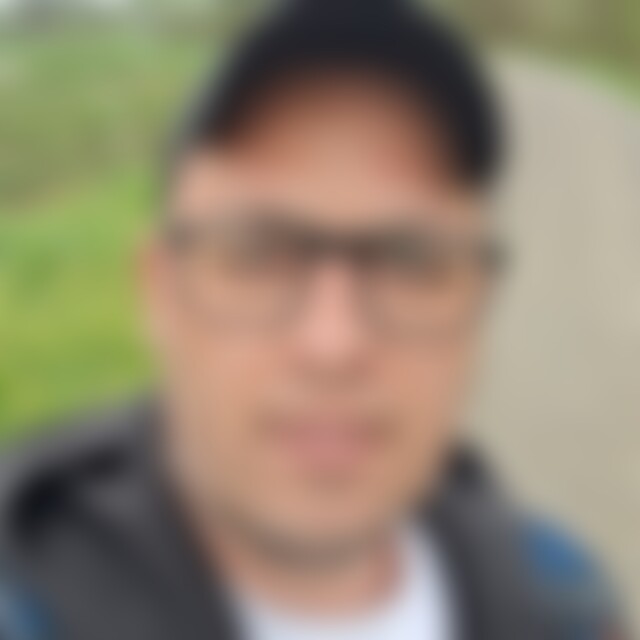 lukikuki (35) aus Dietikon