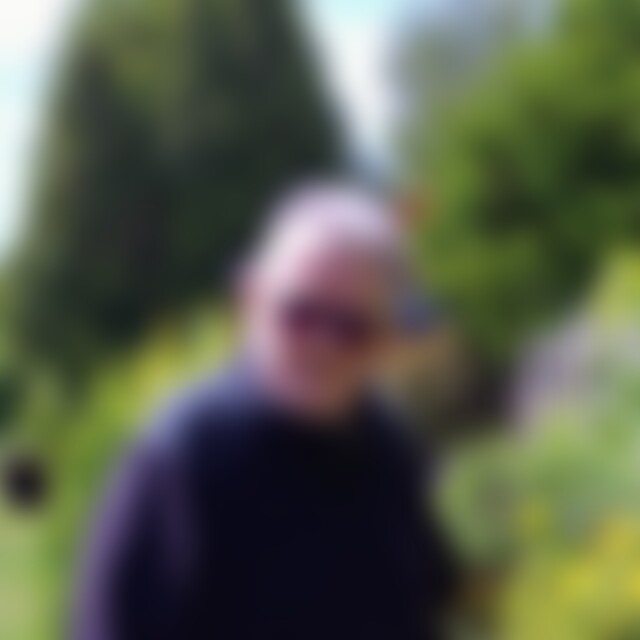 Jama (77) aus Bruchmühlbach-Miesau