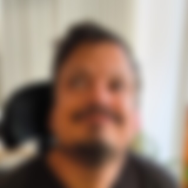 ADRIAN89 (39) aus Freiburg