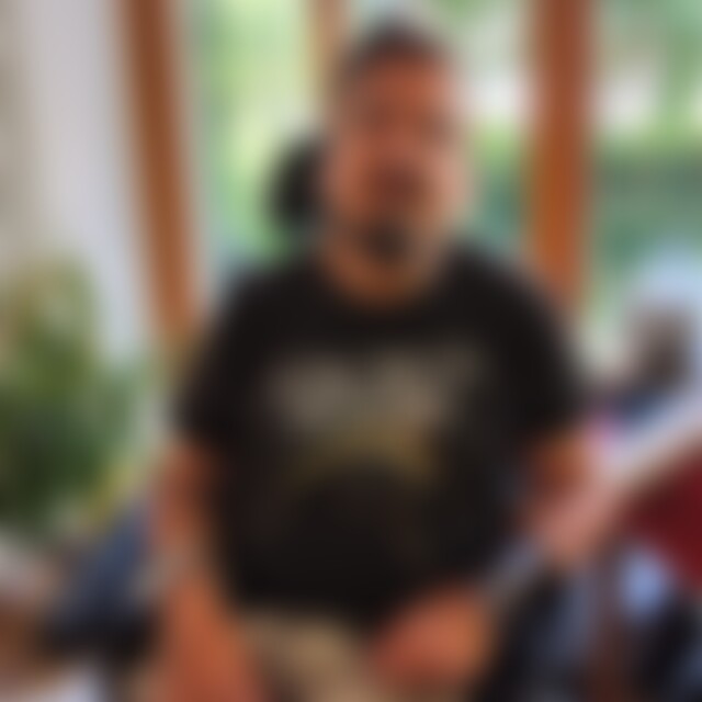 ADRIAN89 (39) aus Freiburg