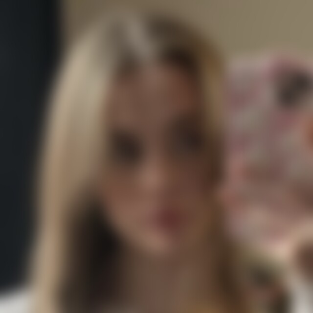 KleineFee (23) aus Berlin