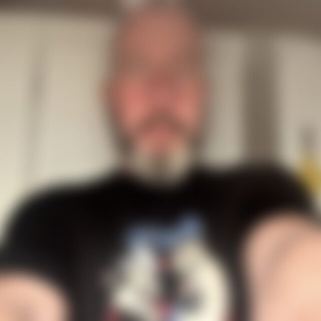 saschat (42) aus Flörsheim am Main